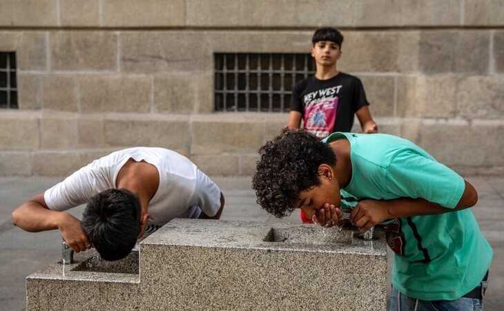 Madrid enfrenta una fuerte ola de calor con parte de sus parques completamente cerrados