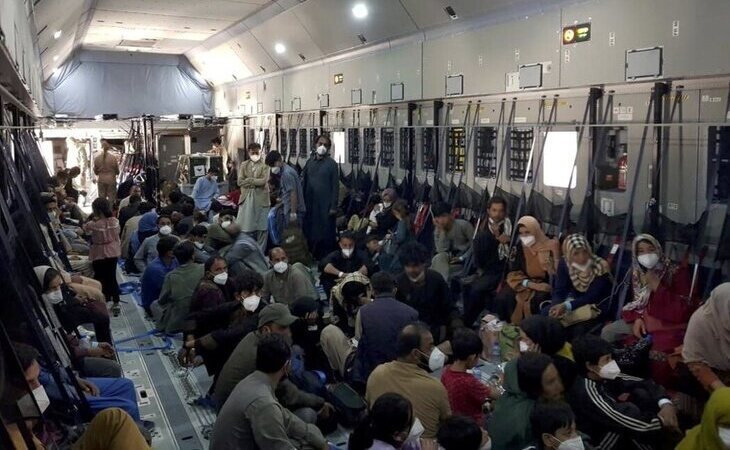 España llena al máximo los aviones para agilizar las evacuaciones de Afganistán