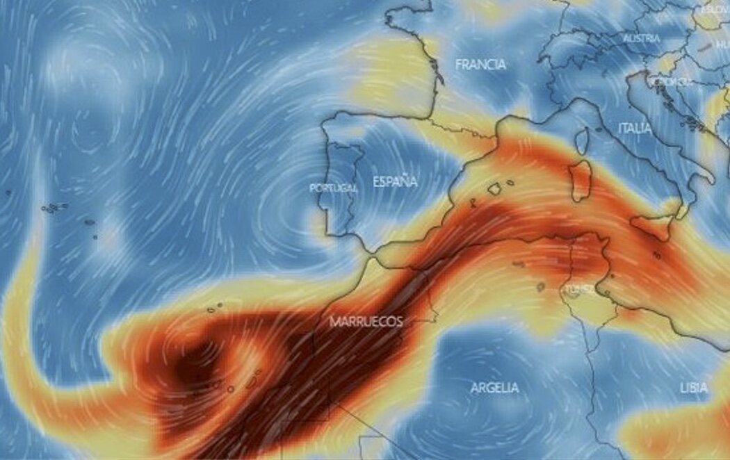 La nube de dióxido de azufre ya cubre Ibiza, Formentera y la costa de Murcia