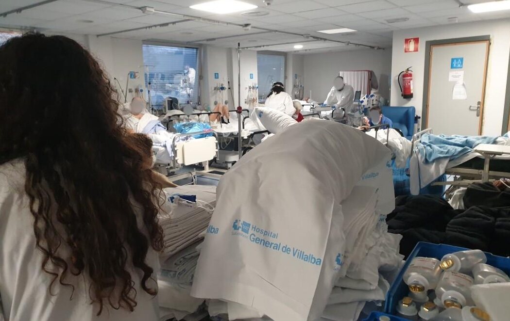 La sexta ola desborda las urgencias del Hospital de La Paz mientras Madrid sigue sin nuevas restricciones