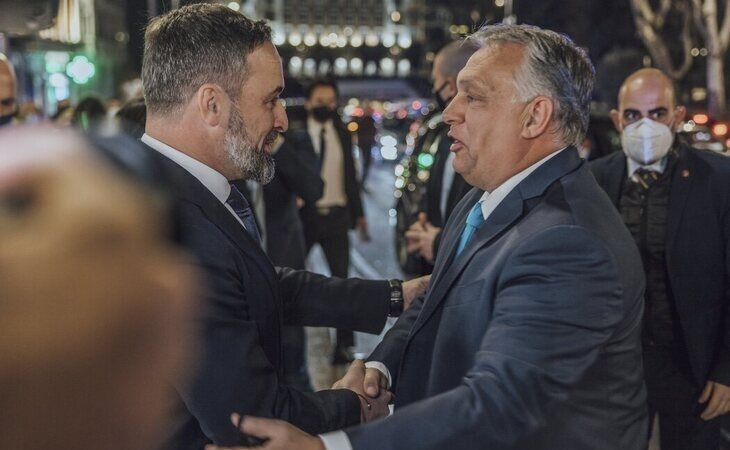 Abascal recibe a Orbán en la 'Cumbre de Madrid', en la que ha citado a los principales líderes ultraderechistas de Europa