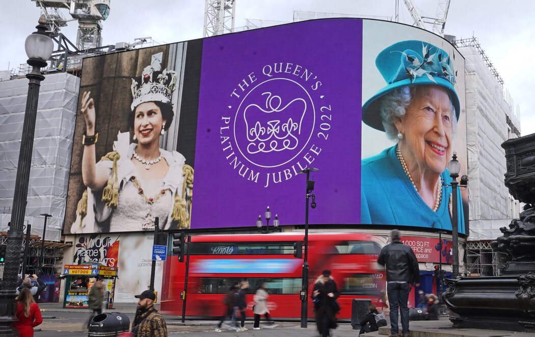 La reina Isabel II cumple 70 años en el trono británico