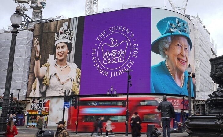 La reina Isabel II cumple 70 años en el trono británico