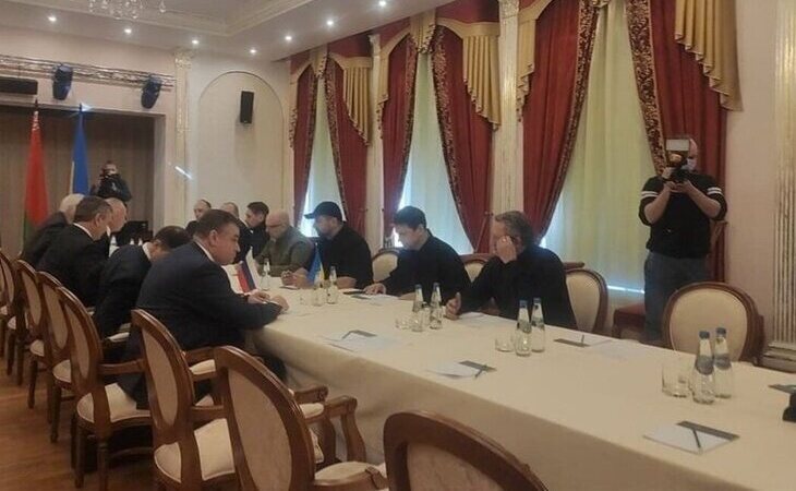 Las delegaciones de Rusia y Ucrania se reúnen en Bielorrusia