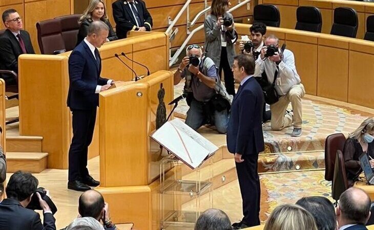 Alberto Núñez Feijóo toma posesión de su escaño en el Senado