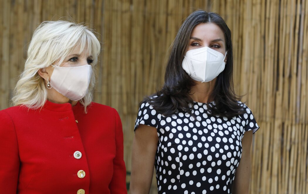 La reina Letizia recibe a Jill Biden antes de la cumbre de la OTAN en Madrid