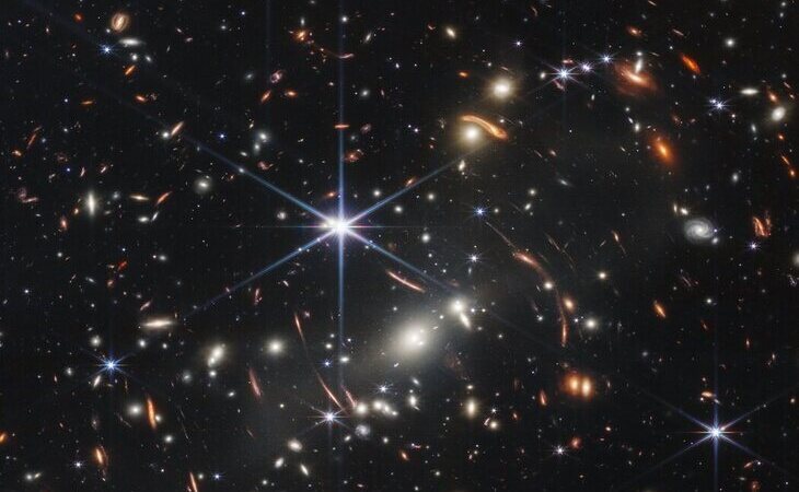 "La imagen más profunda y nítida del Universo hasta ahora": así es la primera foto captada por el telescopio James Webb