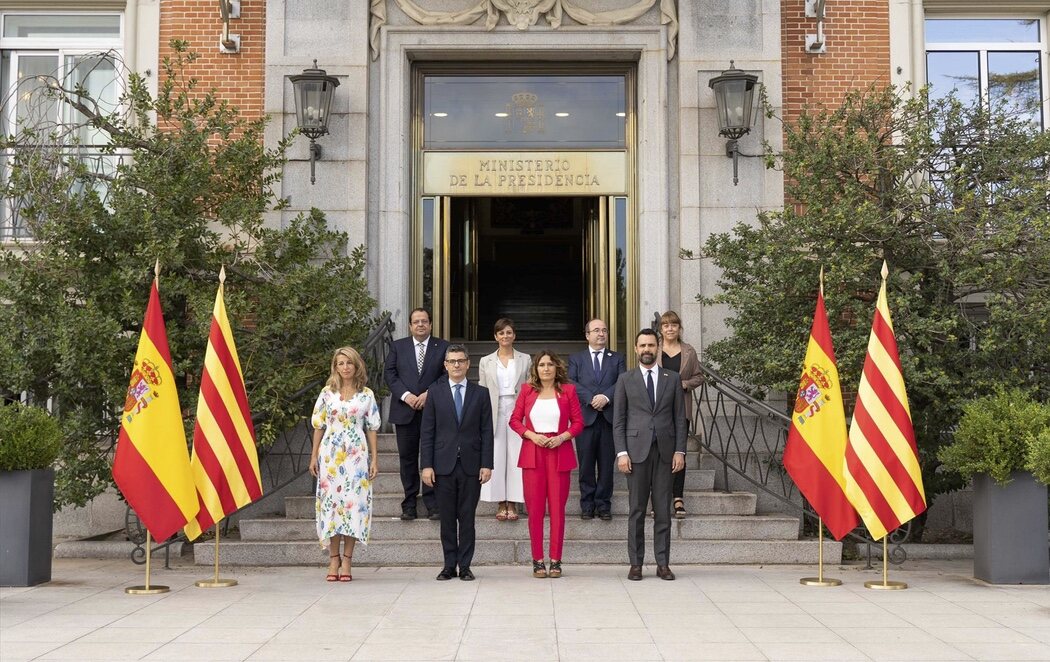 El Gobierno central y la Generalitat cierran dos acuerdos en la mesa de diálogo