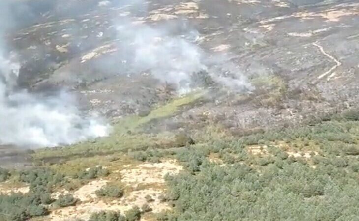 Los incendios del Lobeira superan ya las 500 hectáreas quemadas