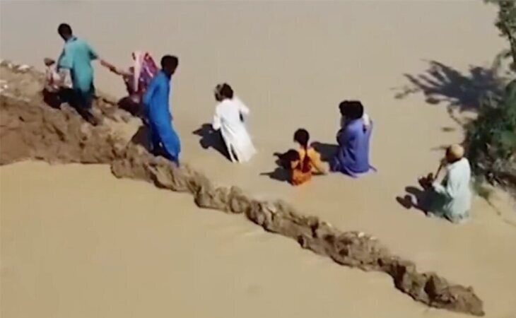 Las lluvias monzónicas dejan más de 1.000 muertos en Pakistán
