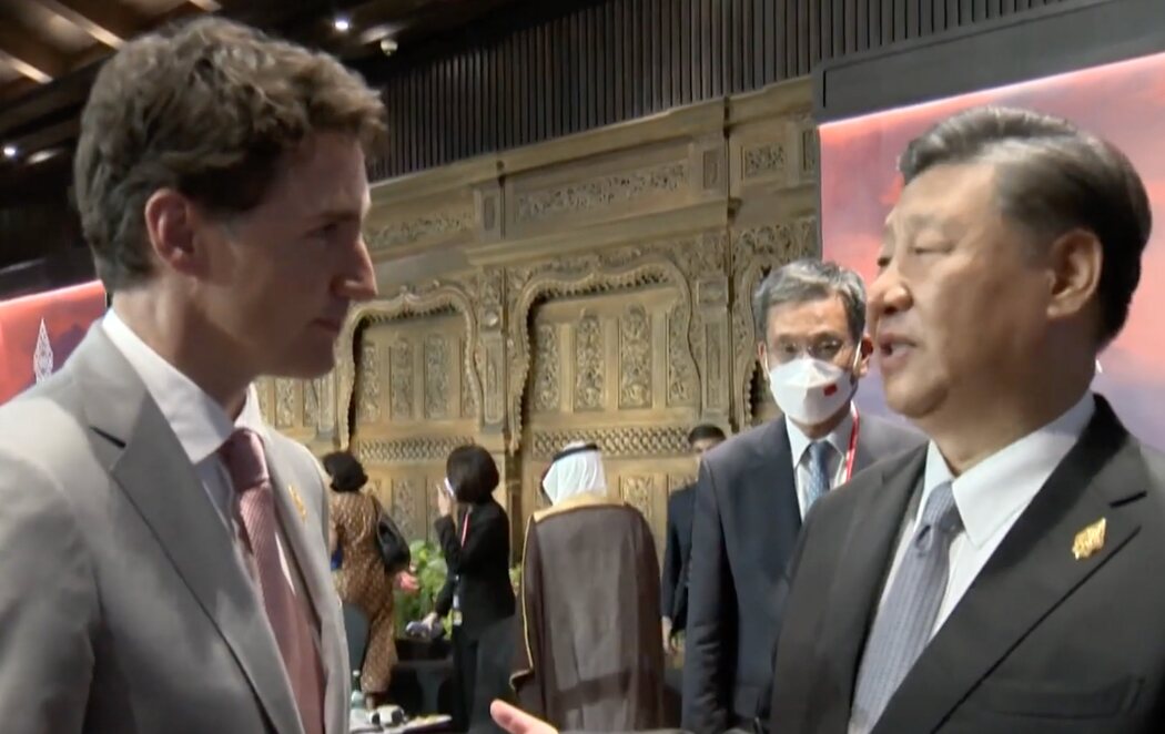 Xi Jinping, presidente de China, abronca en público a Trudeau, primer ministro de Canadá, por sus filtraciones a la prensa