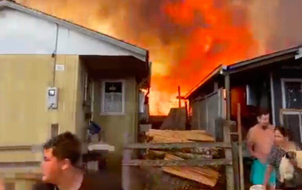 Una ola de incendios asola Chile y deja al menos 14 muertos