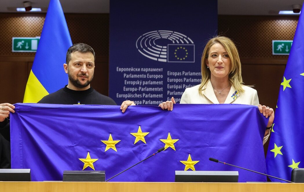 Zelenski comparece ante el Parlamento Europeo: "Este es nuestro modo de vida"