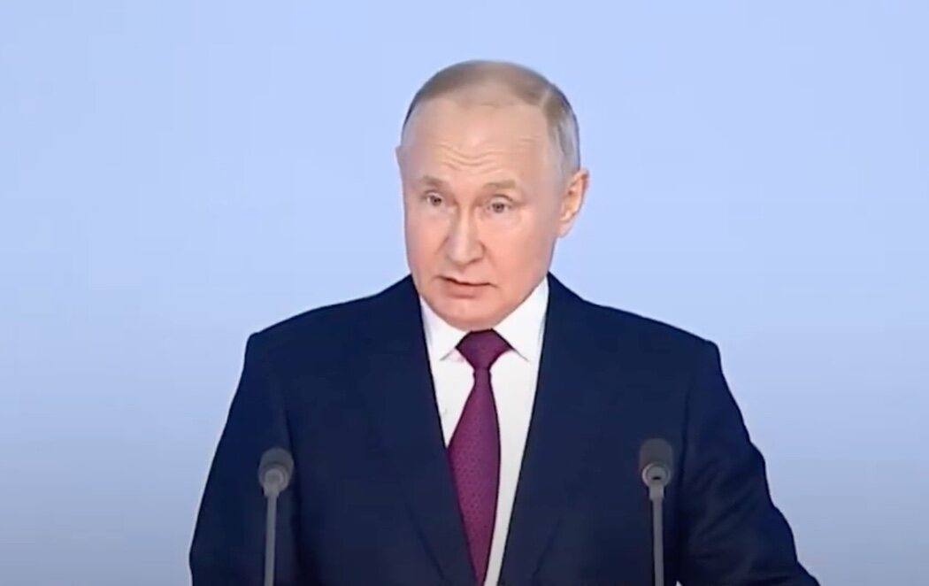 Putin acusa a Occidente de "empezar la guerra para imponer sus valores totalitarios"