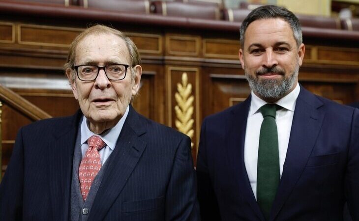 Ramón Tamames se presenta como candidato a la presidencia del Gobierno en la moción de censura de VOX contra Pedro Sánchez