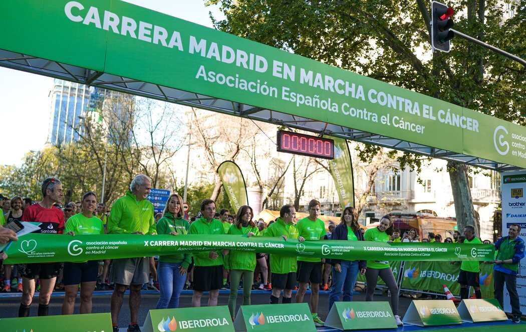 Más de 17.000 personas participan en la X edición de la marcha 'Madrid contra el cáncer'