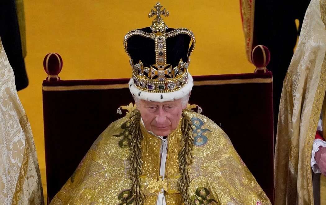 Coronación de Calos III: ya es rey de Inglaterra