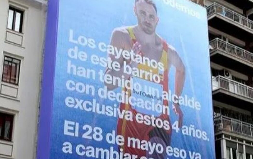 Polémico cartel de Podemos en el barrio de Salamanca de Madrid dirigiéndose a los "cayetanos"