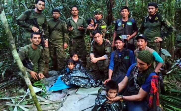 Hallan con vida a los cuatro niños desaparecidos hace más de un mes en la selva de Colombia