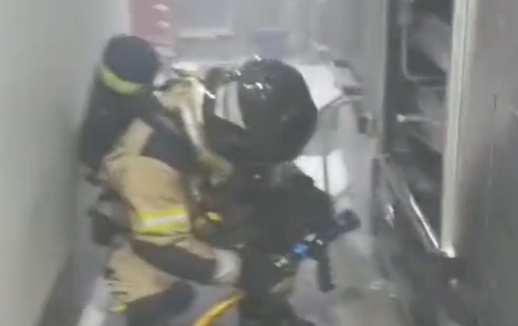Un incendio en un hospital de Murcia obliga a desalojar parte del centro