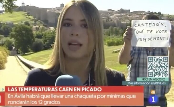 Un espontáneo se cuela en directo en TVE: "Castejón, que te vote Puigdemont"