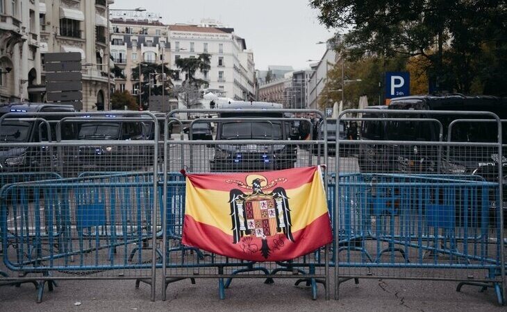 El Congreso se blinda contra la extrema derecha para la investidura de Pedro Sánchez