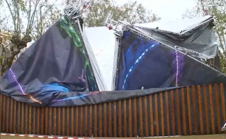 Varios niños heridos la desplomarse la carpa de un cine itinerante en Sevilla