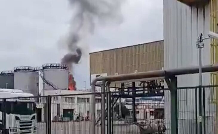 Un muerto y un herido crítico tras una explosión en el puerto de Barcelona
