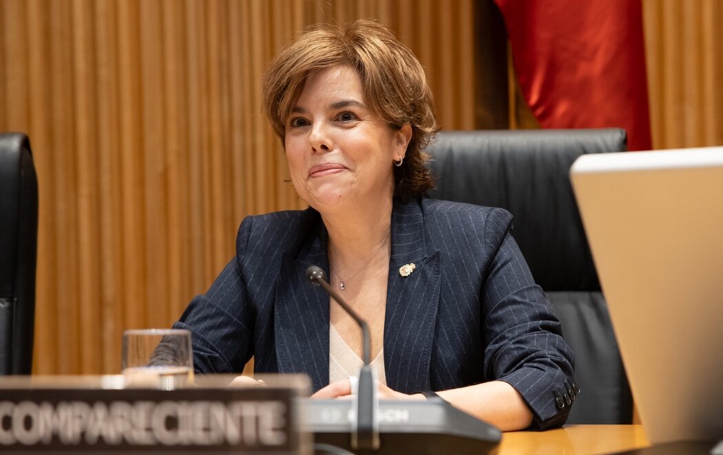 Soraya Sáenz de Santamaría comparece en el Congreso y niega la existencia de la Operación Cataluña