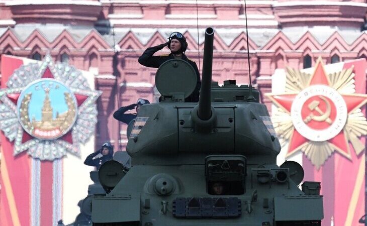 Putin exhibe su potencia militar en el Desfile de la Victoria en Moscú