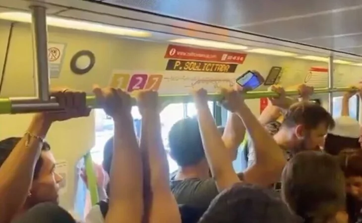 El tramo del Metro de Valencia cortado por la DANA reabre tras ocho meses con retrasos y aglomeraciones