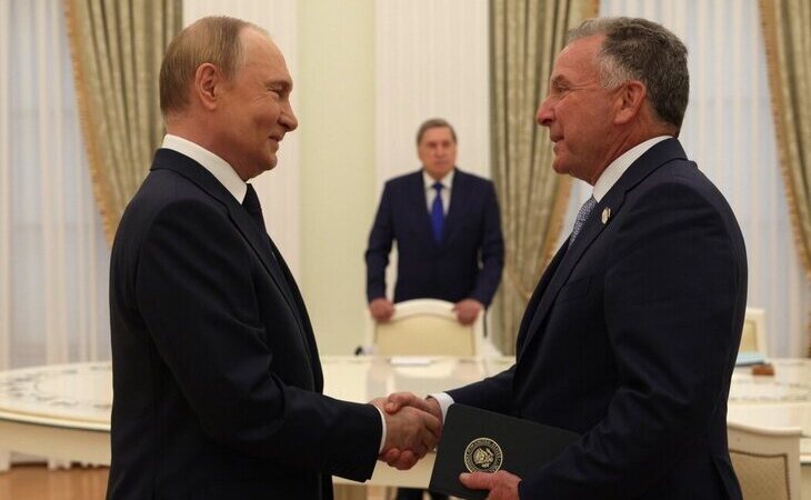 El emisario de Trump se reúne con Putin en el Kremlin antes del ultimátum por un acuerdo de paz en Ucrania
