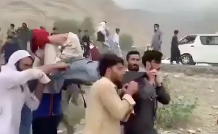 Un terremoto causa más de 800 muertos en Afganistán