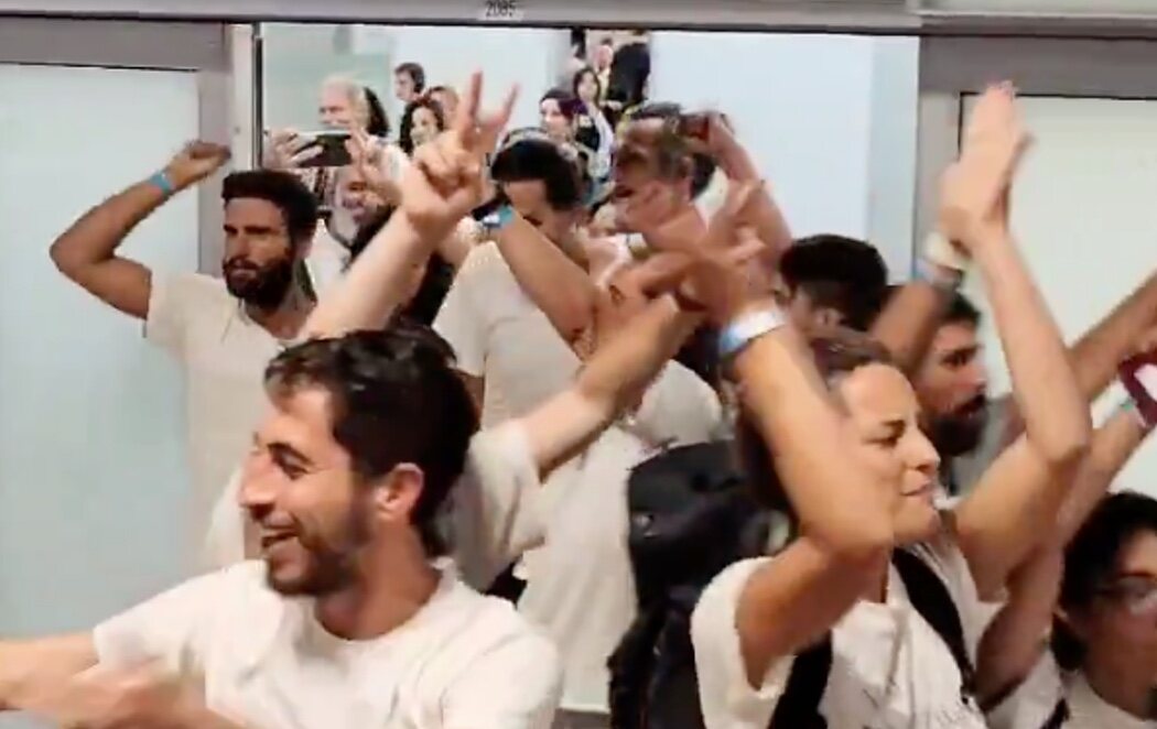 Llegan a Madrid los últimos españoles retenidos en Israel por la flotilla