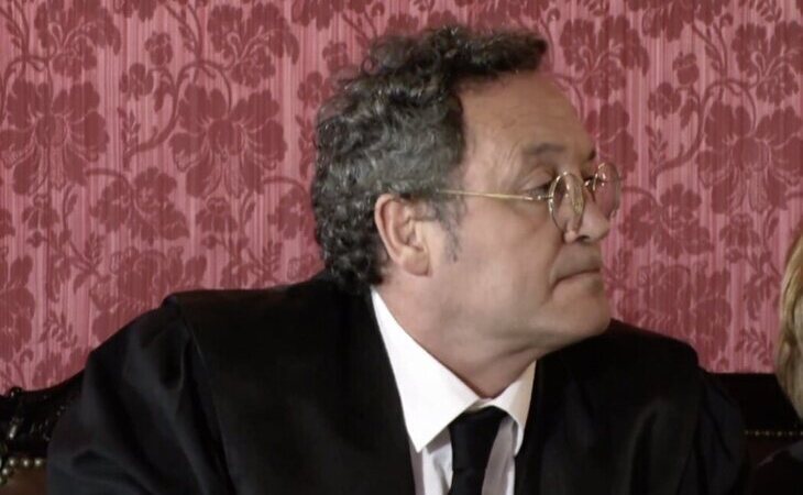 El fiscal general del Estado se enfrenta a su primer día de juicio