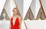 Charlize Theron, impresionante en los Oscar 2016