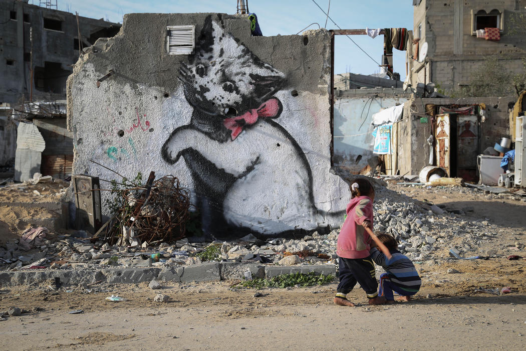 Banksy deja su mensaje en Palestina