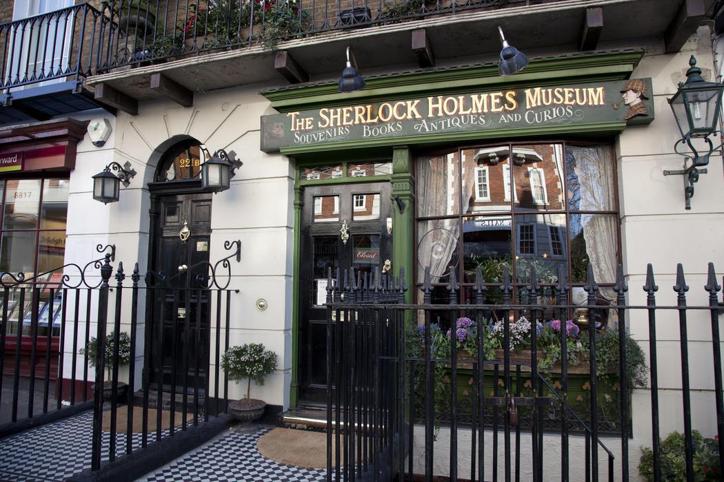 Siguiendo los pasos de Sherlock Holmes... pero el de la BBC