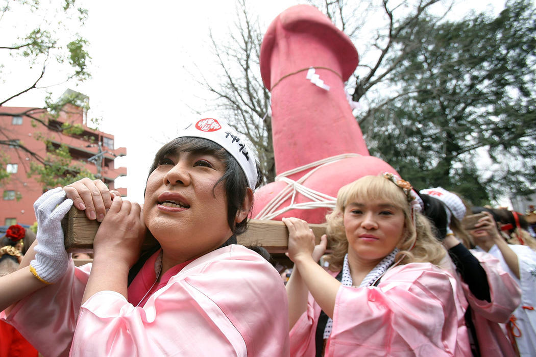 Japanese penis tuck