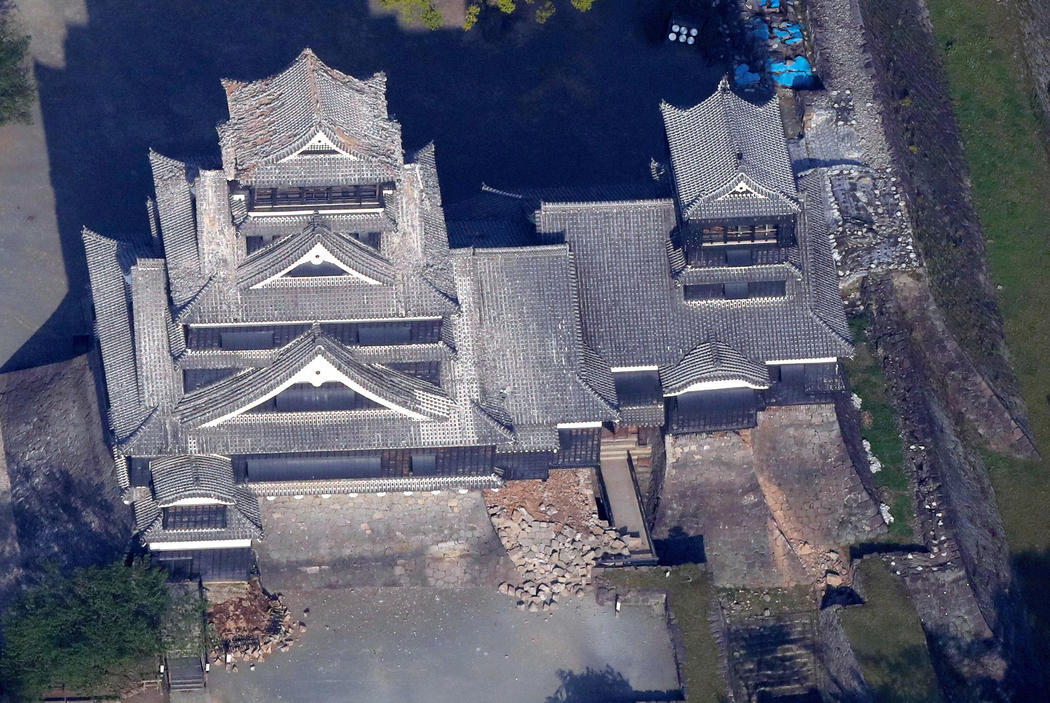 El Castillo de Kumamoto tras el terremoto