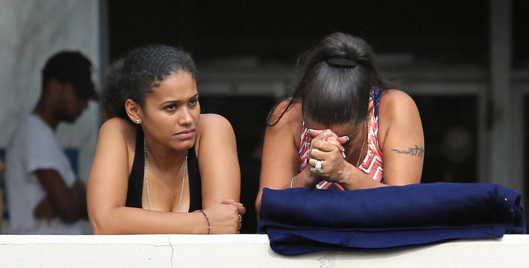 Tristeza entre los familiares y amigos de las víctimas del club Pulse, en Orlando