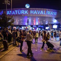 Atentado contra el aeropuerto turco de Atatürk