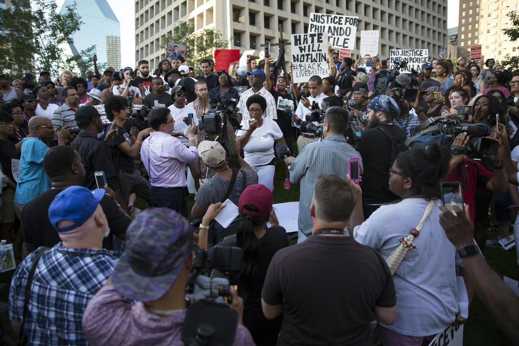 Protestas en Dallas contra los abusos policiales