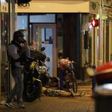 Los cuerpos inertes de las víctimas ocupan las calles de Niza