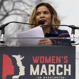 America Ferrera durante su discurso en la Women's March