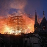 Las llamas no dieron tregua en Notre Dame