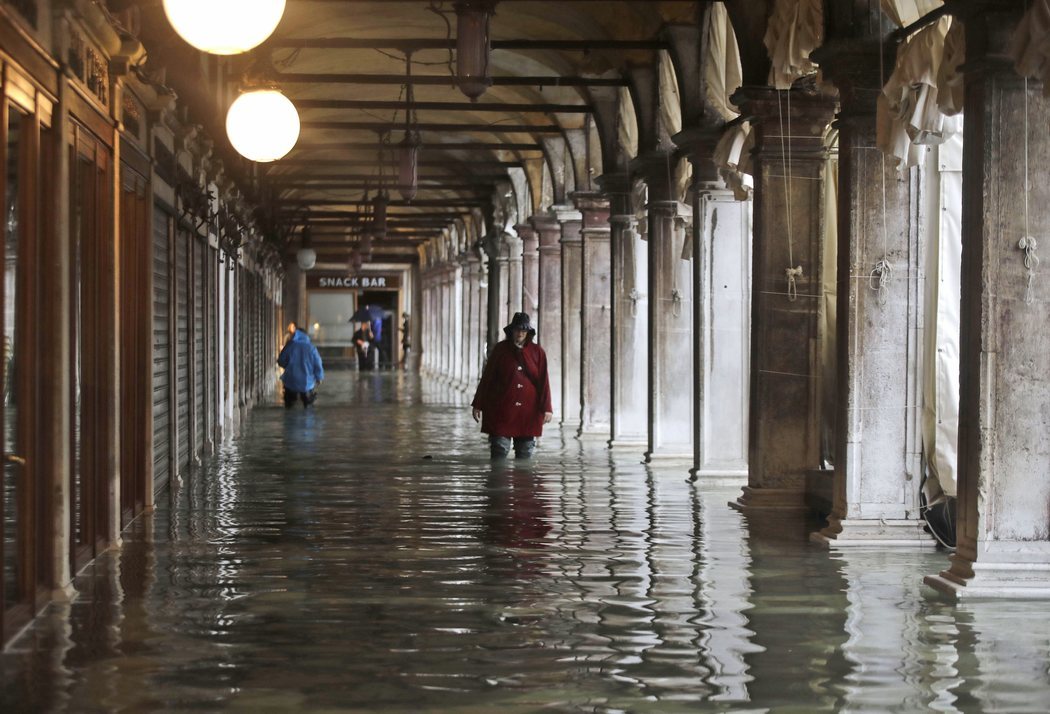 Venecia, paralizada ante las inundaciones