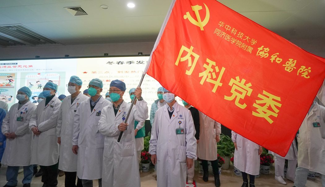 Los médicos chinos están desbordados por el coronavirus 2019-nCoV