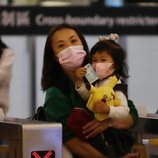 El veto a Wuhan por el coronavirus 2019-nCoV afecta a vuelos, trenes y autobuses