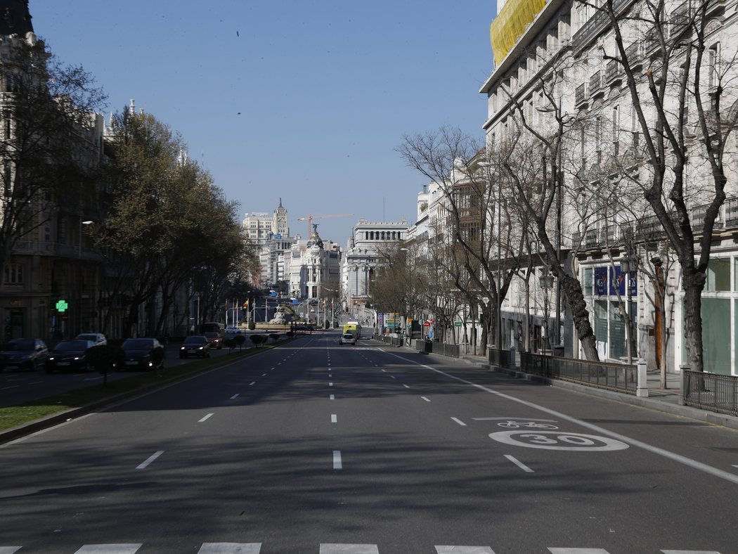 El tráfico en Madrid, inexistente por el brote de coronavirus